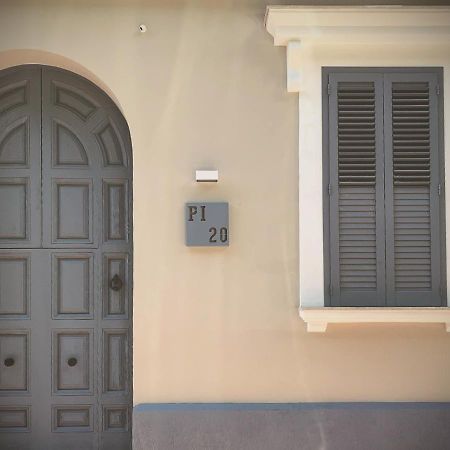 Satyria Apartments Taranto Ngoại thất bức ảnh